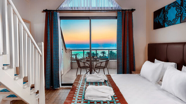 Sea View Duplex Family Room